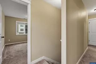 881 Limelight Ave NW, Salem, OR 97304 - Photo 16