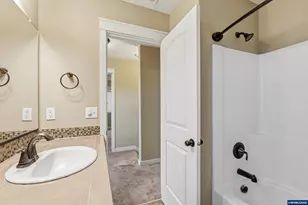 881 Limelight Ave NW, Salem, OR 97304 - Photo 20