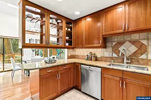 7665 NW McDonald Cir, Corvallis, OR 97330 - Photo 10