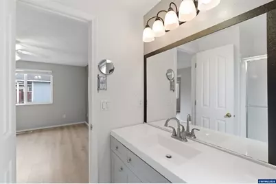 1586 Cherrybloom Ct SE, Salem, OR 97317 - Photo 18