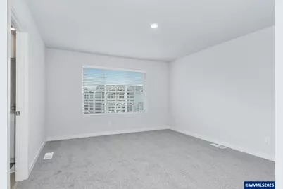 1367 Owl Av, Woodburn, OR 97071 - Photo 14