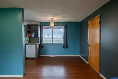 31666 S 5th St, Lebanon, OR 97355 - Photo 12