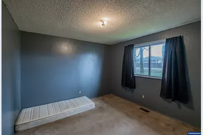 31666 S 5th St, Lebanon, OR 97355 - Photo 24