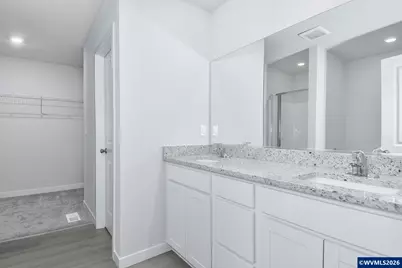 1355 Owl Av, Woodburn, OR 97071 - Photo 14