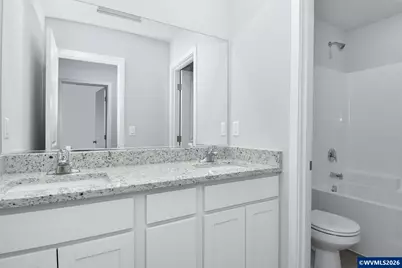 1355 Owl Av, Woodburn, OR 97071 - Photo 20