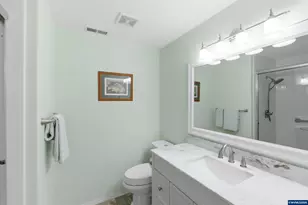 1194 S 6th St, Independence, OR 97351 - Photo 32