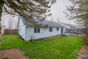 1194 S 6th St, Independence, OR 97351 - Photo 46