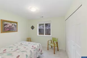 1194 S 6th St, Independence, OR 97351 - Photo 36