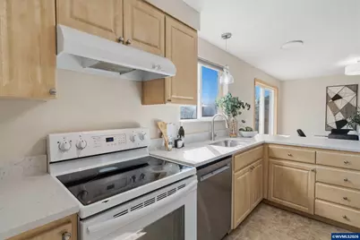 5276 SW Meridian Pl, Corvallis, OR 97333 - Photo 14