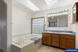 6593 Rippling Brook Dr SE, Salem, OR 97317 - Photo 28