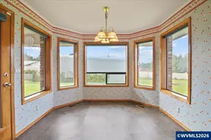 6593 Rippling Brook Dr SE, Salem, OR 97317 - Photo 12