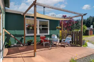 26586 Fudge Rd, Alsea, OR 97324 - Photo 8
