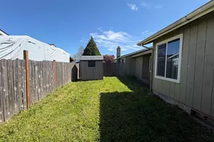 3328 Foxglove St, Lebanon, OR 97355 - Photo 16