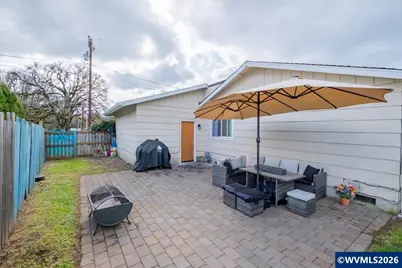 662 W Ellendale Av, Dallas, OR 97338 - Photo 40