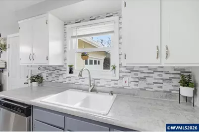 662 W Ellendale Av, Dallas, OR 97338 - Photo 10