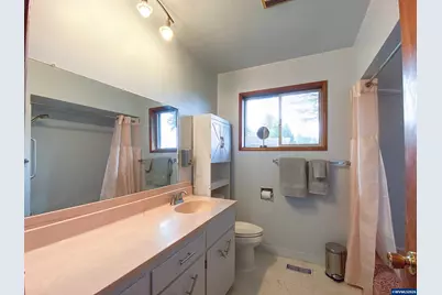 151 SE Orchard View Ln, Dallas, OR 97338 - Photo 24