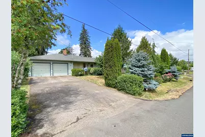 151 SE Orchard View Ln, Dallas, OR 97338 - Photo 2