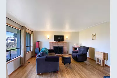 151 SE Orchard View Ln, Dallas, OR 97338 - Photo 8