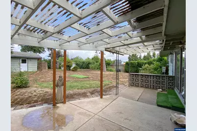151 SE Orchard View Ln, Dallas, OR 97338 - Photo 18