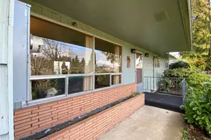 151 SE Orchard View Ln, Dallas, OR 97338 - Photo 4
