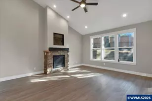 1624 York Butte Ave SE, Salem, OR 97306 - Photo 20