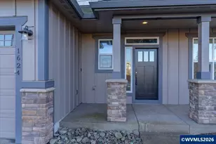 1624 York Butte Ave SE, Salem, OR 97306 - Photo 2