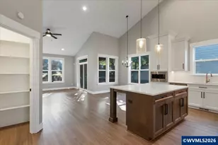 1624 York Butte Ave SE, Salem, OR 97306 - Photo 10