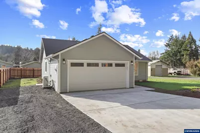 2201 Ames Creek Rd, Sweet Home, OR 97386 - Photo 4