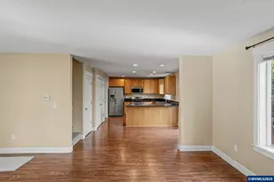 979 Ratcliff Dr SE, Salem, OR 97302 - Photo 8