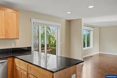 979 Ratcliff Dr SE, Salem, OR 97302 - Photo 12