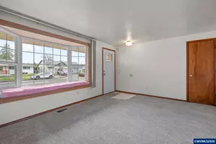 2193 Madison St SE, Albany, OR 97322 - Photo 6