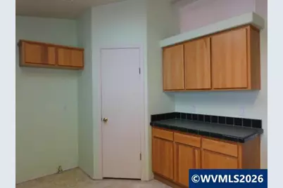 145 River Rd Rd #13, Junction City, OR 97478 - Photo 8