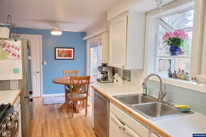 4280 Lilly Av SE, Salem, OR 97302 - Photo 18