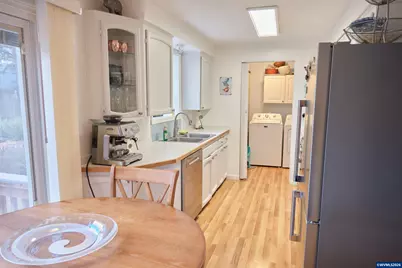 4280 Lilly Av SE, Salem, OR 97302 - Photo 14