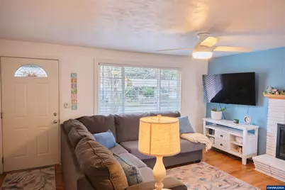 4280 Lilly Av SE, Salem, OR 97302 - Photo 10