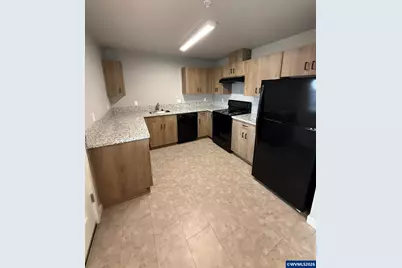 354 S 8 St, Carlton, OR 97111 - Photo 8