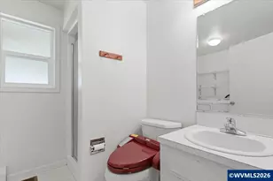 34076 Teddy Ave NE, Albany, OR 97322 - Photo 12