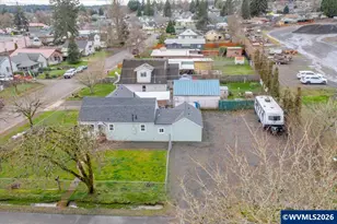 809 SW Ash St, Dallas, OR 97338 - Photo 4