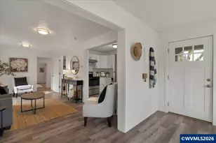 809 SW Ash St, Dallas, OR 97338 - Photo 6