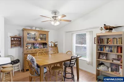 660 Wassom St, Lebanon, OR 97355 - Photo 10