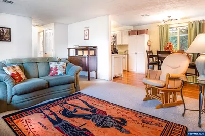 28383 Pleasant Valley Rd, Sweet Home, OR 97386 - Photo 12