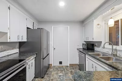 1230 Lawless St NE, Keizer, OR 97304 - Photo 12