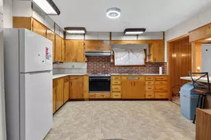 453 NE Yamhill St, Willamina, OR 97396 - Photo 12