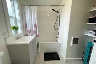 2035 Evergreen Ave NE, Salem, OR 97301 - Photo 16