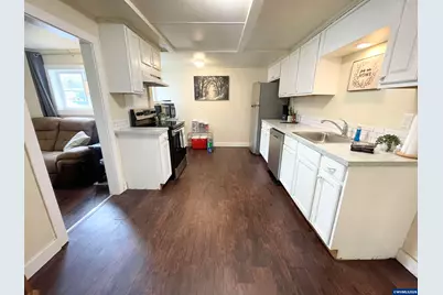 2035 Evergreen Av NE, Salem, OR 97301 - Photo 14