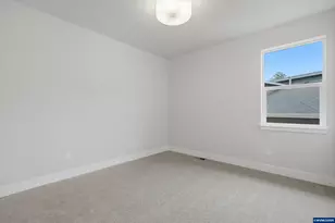 713 SE 42nd Pl, Newport, OR 97366 - Photo 16