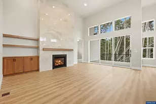 713 SE 42nd Pl, Newport, OR 97366 - Photo 2