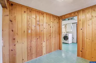 1845 24th St NE, Salem, OR 97301 - Photo 24