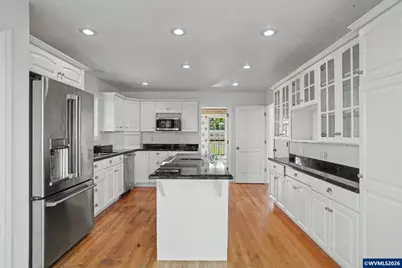 12024 South Shadow Hills Ct SE, Turner, OR 97392 - Photo 12