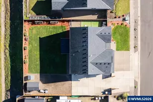 2105 NE Summit Dr, Albany, OR 97321 - Photo 4